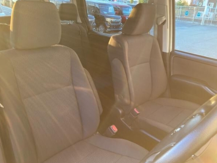 TOYOTA NOAH 2018 - Image 4