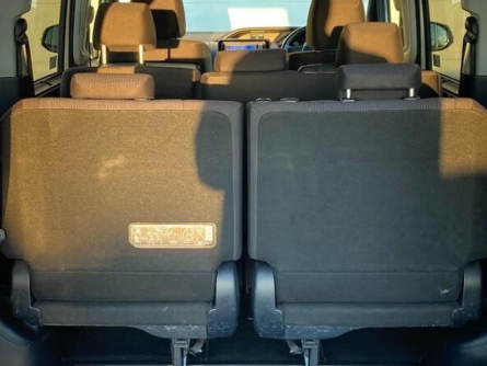 TOYOTA NOAH 2018 - Image 3