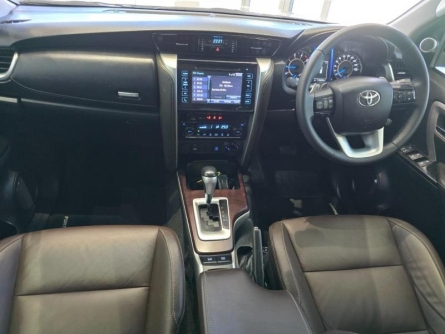 TOYOTA FORTUNER 2018 - Image 2