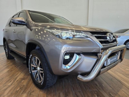 TOYOTA FORTUNER 2018 - Image 5