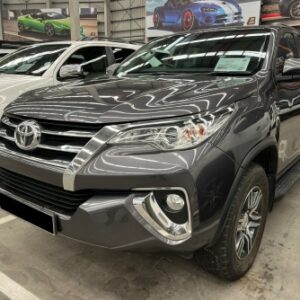 TOYOTA FORTUNER 2019
