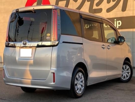 TOYOTA NOAH 2018 - Image 7