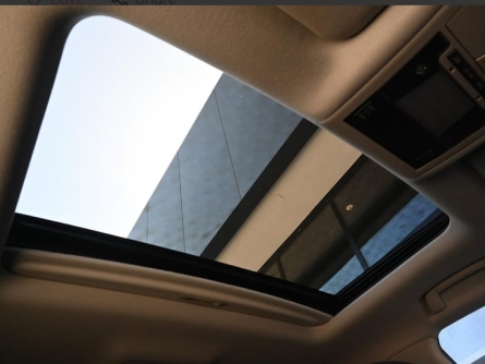 TOYOTA LAND CRUISER V8 2018 - Image 11
